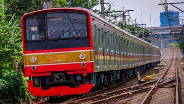 8 KRL Tujuan Kota &amp; 6 ke Bogor Terganggu Gegara Tawuran