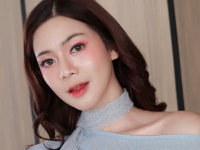 7 Foto Terbaru Felicya Angelista Jadi Sorotan, Manglingi Hingga Dikira Oplas