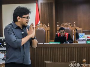 Ferry Irwandi Jadi Saksi Sidang UU ITE, Sebut Timpa Teks Sudah Jadi Budaya Media Sosial