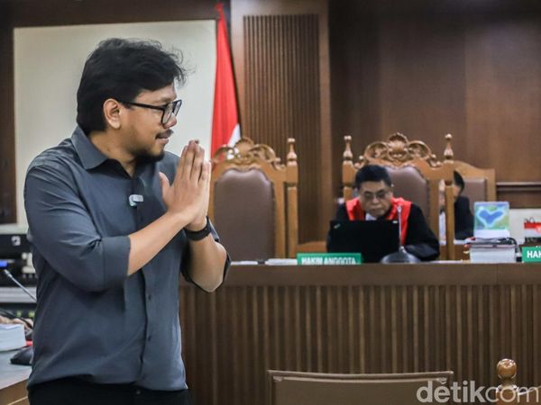Ferry Irwandi Jadi Saksi Sidang UU ITE, Sebut Timpa Teks Sudah Jadi Budaya Media Sosial