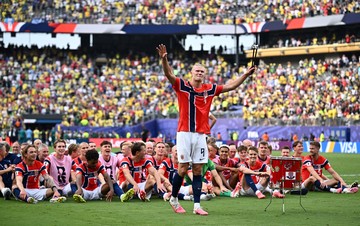 Haaland Pimpin Viking Row Usai Norwegia Hancurkan Brasil