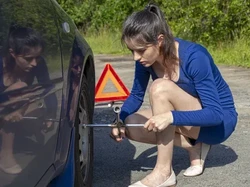 Studi: Gen Z Paling Nggak Bisa Dipercaya soal Ganti Ban Mobil