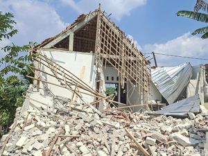 Amarah TKW Robohkan Rumah Hasil Nabung gegara Suami Kepincut WIL