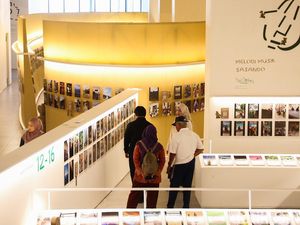 Video: Melihat 1.285 Karya Fotografi Anak-Remaja di TIM