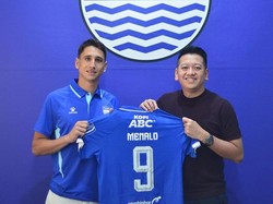 Nomor Dimas Drajad di Persib Kini Milik Luka Menalo
