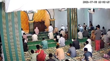 Viral Pria di Pandeglang Meninggal Saat Kumandangkan Azan Salat Jumat