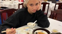 Niki Zefanya Hobi Kulineran, Jajan Dimsum hingga Bebek Peking!