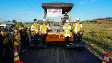 Pemprov Sulsel Mulai Megaproyek Perbaikan 20 Ruas Jalan Rusak di 9 Daerah