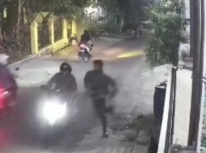 Awas! Kawanan Pengamen Sikat Motor Saat Tuan Rumah Lengah di Pasuruan