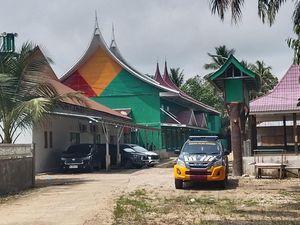 KPK Geledah Sejumlah Lokasi Buntut OTT Bupati-Sekda Nonaktif Kuansing