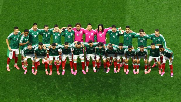 Meksiko mendominasi penguasaan bola atas Inggris.