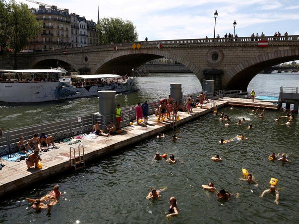 Sungai Seine Paris Kembali Jadi Tempat Berenang