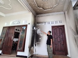 Rumah Warga Dau Malang Dibakar Orang Tak Dikenal