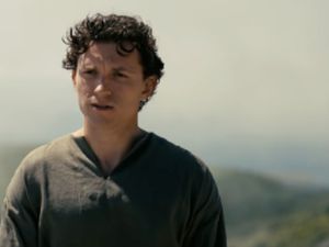 Ini Alasan Tom Holland Kira Christopher Nolan Benci Aktingnya di The Odyssey