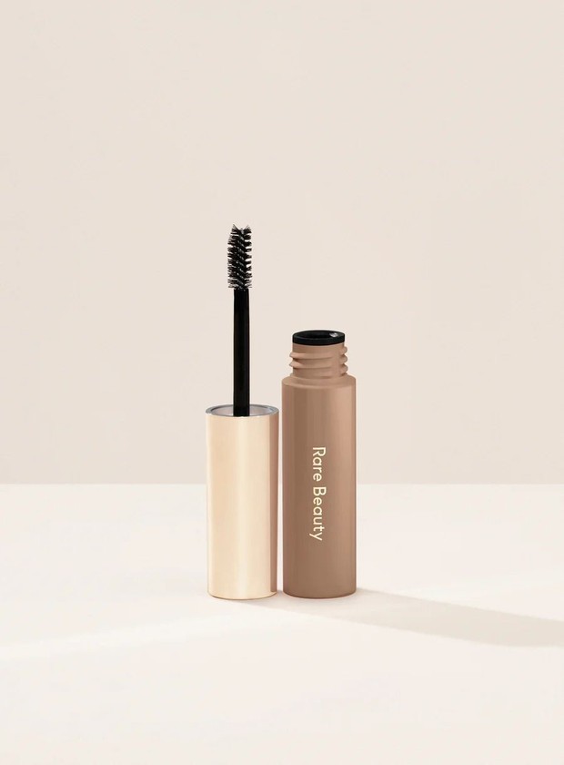 Brow Harmony Tinted Flexible Lifting Gel/Foto: rarebeauty.com Brow Harmony Tinted Flexible Lifting Gel dari Rare Beauty