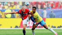 Gabriel Jadi Bulan-bulanan Haaland Lagi