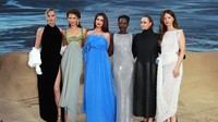 Foto: Adu Gaya Zendaya Hingga Charlize Theron di Premier The Odyssey London
