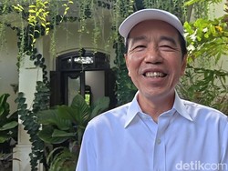 Jokowi Siap Hadiri Sidang Roy Suryo-Tifa, Bawa Ijazah SD hingga Kuliah