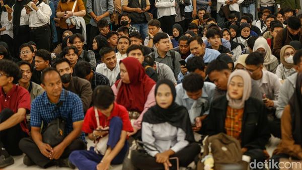 Pencari Kerja Serbu 5.000 Loker di Job Fair Bekasi