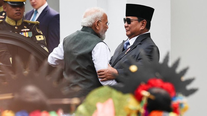 Prabowo Tiru Banyak Kebijakan PM India: Sudah Izin, Saya Tak Bisa Dituntut PM India Narendra Modi bertemu Presiden Prabowo Subianto di Istana Merdeka, Jakarta, Selasa (7/7/2026). REUTERS/Willy Kurniawan