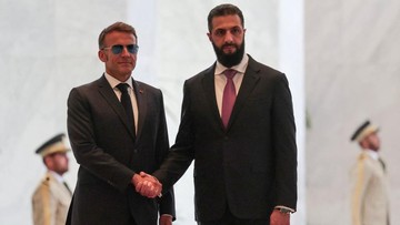Geger Ledakan Bom di Suriah, Macron Baik-baik Saja-18 Orang Luka