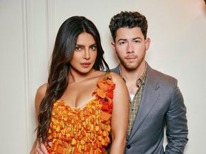 Tepis Isu Cerai, Priyanka Chopra dan Nick Jonas Tampil di Acara Dior