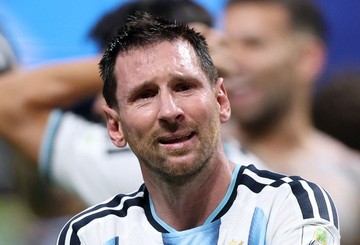 Ibrahimovic: Lihatlah, Messi Sudah Dapat Semua tapi Masih Nangis