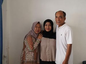 Kisah Andini, Anak Tukang Bengkel yang Lolos UGM dan Bisa Kuliah Gratis