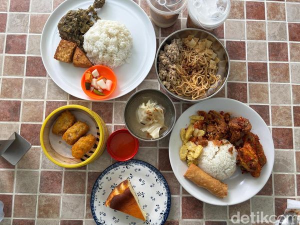 Tersembunyi di Antasari! Kantin Ini Sajikan Bebek Lado Ijo dan Cheesecake