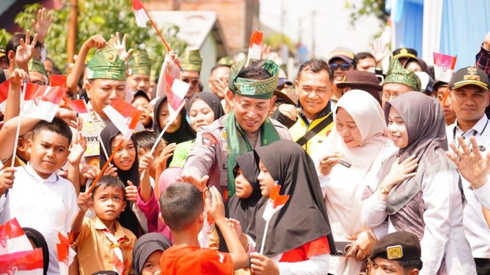 Kapolri: Semoga Pembangunan 80 Jembatan di Riau Bermanfaat bagi Masyarakat Kapolri: Semoga Pembangunan 80 Jembatan di Riau Bermanfaat bagi Masyarakat
