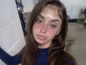 Pembunuh Pacar dan Sahabat Pamer Selfie dari Penjara, Tuai Sorotan