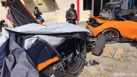 Detik-detik Kecelakaan McLaren yang Berujung Terbelah Dua