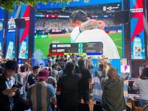 Mizone Ajak Penggemar Nobar Argentina Vs Mesir Bareng Coach Justin