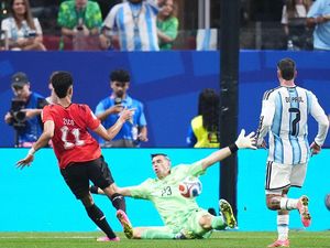 Eks Wasit EPL Sebut Gol Mesir Sah, Pertanyakan Konsistensi VAR