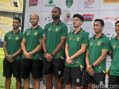 Persebaya Surabaya Perkenalkan Pemain Baru
