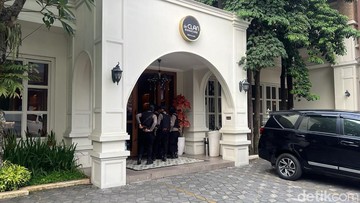 Polri Geledah Kafe dan Money Changer di Cipete Jaksel!