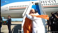 Prabowo Lepas Kepulangan PM India di Bandara YIA, Pelukan dan Saling Hormat