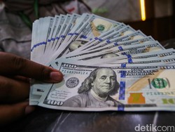 Dolar AS Tembus Rp 18.100