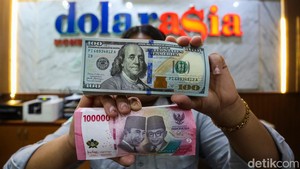 Rupiah Melemah Lagi, Dolar AS Kembali Bertengger di Rp18.000
