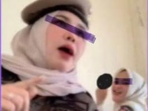 Viral Anggota Satpol PP Bireuen Joget Acungkan Jari Tengah saat Dinas