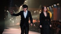 Video: Sentuhan Era 20-an di Tangan Sebastian Gunawan dan Cristina Panarese