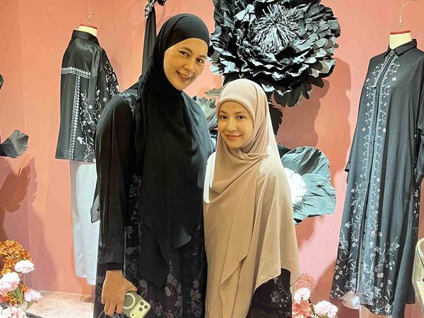 8 Gaya Serba Hitam Paula Verhoeven hingga Natasha Rizky, Siapa Paling Stylish?