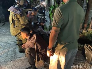 Koper Misterius Gegerkan Warga Tabanan, Gegana Turun Tangan