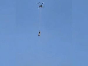 6 Fakta Video Viral Petani di Tuban Terbang ke Sawah Pakai Drone