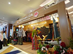 204 Stan Pameran Kriya dan Wastra Meriahkan HKG PKK-HUT Dekranas di Makassar