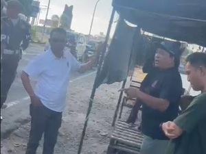 Anggota DPRD Parepare Ngamuk Larang Satpol PP Tertibkan PKL di Pinggir Jalan