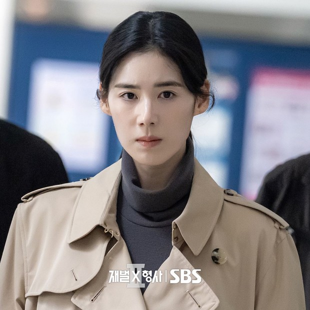 Jung Eun Chae di Flex Cop 2/ Foto: instagram.com/sbsdrama.official Jung Eun Chae di Flex Cop 2/ Foto: instagram.com/sbsdrama.official