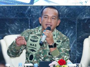 Rombongan Pria Rambut Cepak Datangi Polda Metro, TNI Bantah Kerahkan Prajurit