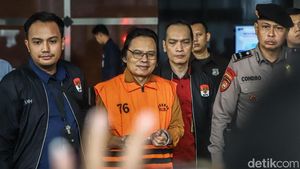 KPK Tahan Mantan Sekjen MPR Maruf Cahyono di Kasus Gratifikasi