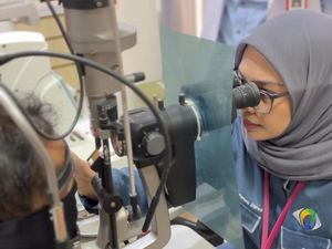 HKG PKK-HUT Dekranas, RSUD Haji Makassar Hadirkan Pemeriksaan Mata Gratis